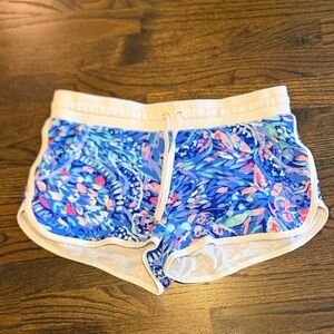 Lilly Pulitzer beach shorts large